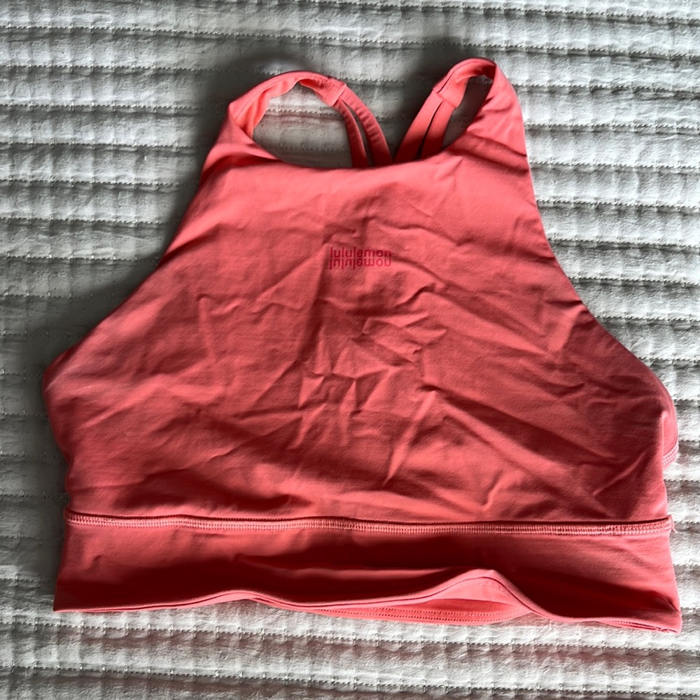 Lululemon wonder train longline bra in Raspberry cream